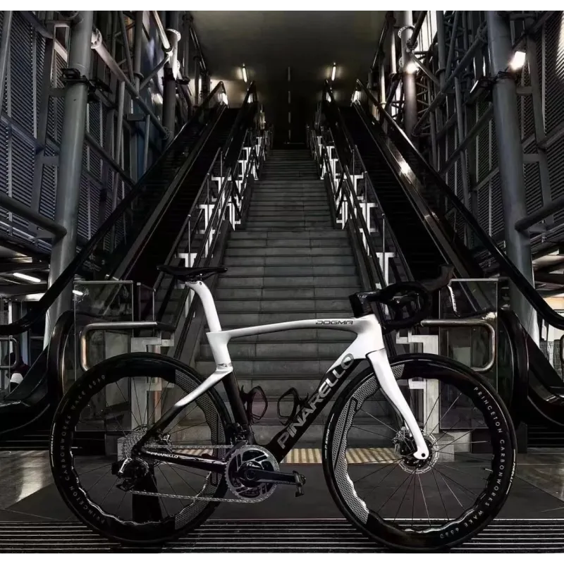 Профессиональный карбоновый шоссейный велосипед Pinarello F12