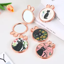 Складное двустороннее компактное зеркало с изображением кролика и кошки
