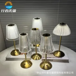 Настольный LED-светильник с сенсорным управлением и USB-зарядкой, 3 режима света