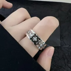 Кольцо женское из посеребрённой меди с крестом и фианитами, парное, разомкнутое